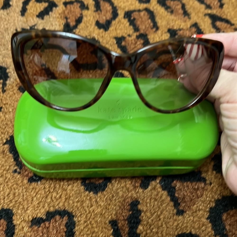 Authentic Kate Spade Sunglasses - Picture 6 of 6